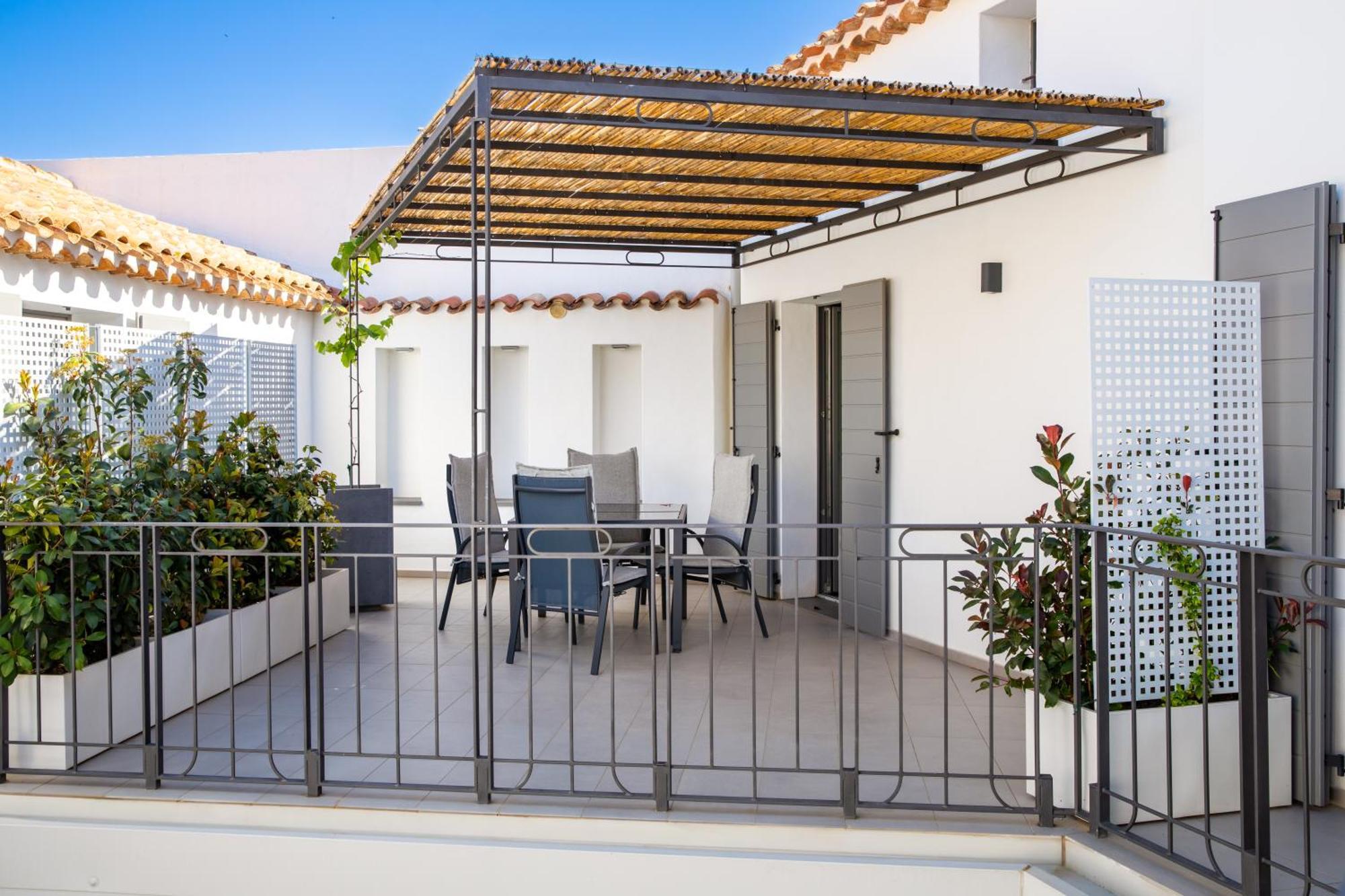 Domu Qirat - Authentic Rooms & Terraces Tortolì Kültér fotó
